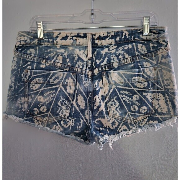 Free People 29 Bleach Wash Distressed Red Stripe Pocket Cutoff Denim Sexy Shorts - Picture 3 of 6